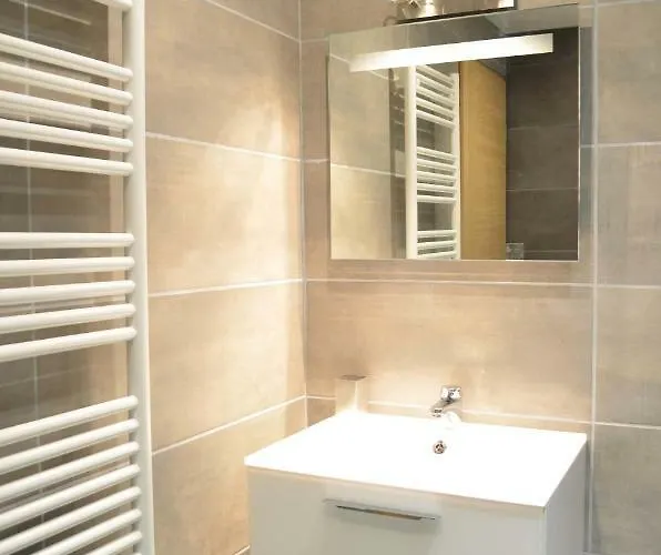 Wood & Bricks, 1 Au Calme - Centre - Wifi Apartman Biarritz